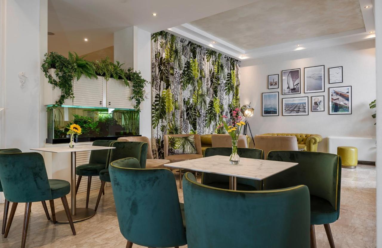 Hotel Stella Riccione Esterno foto